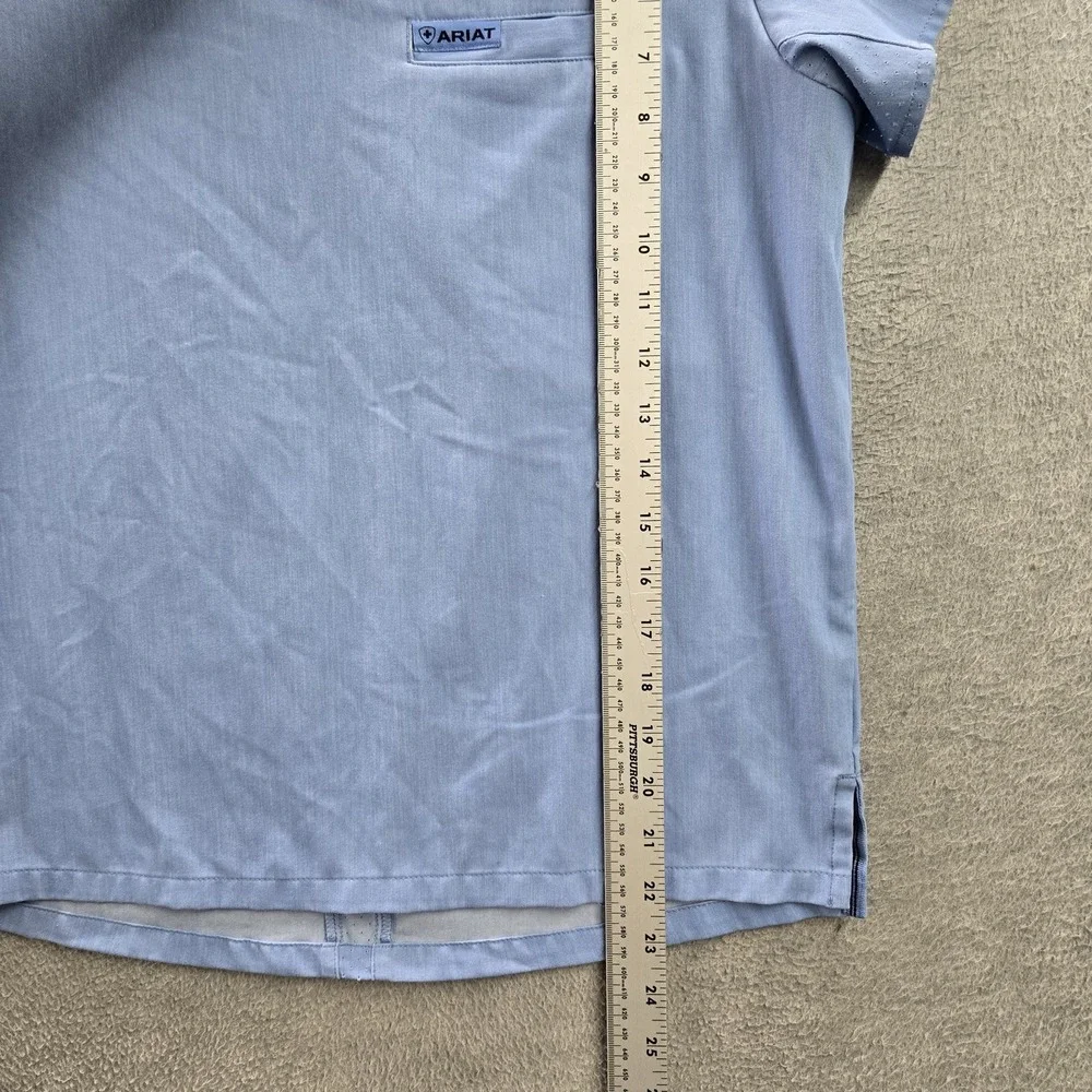 Ariat Women‎ Scrub Top XS Blue Logo Embroidery Nua Short Sleeve